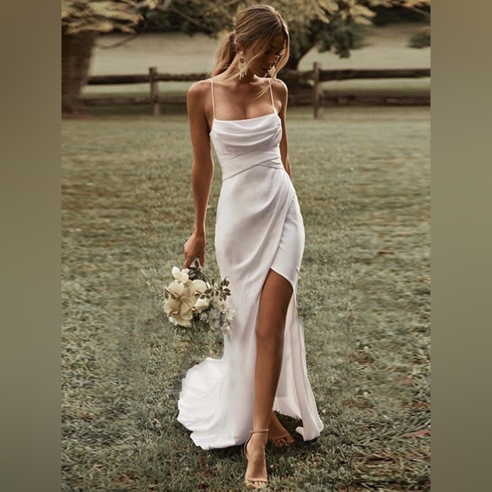 Hebeos Wedding Dress